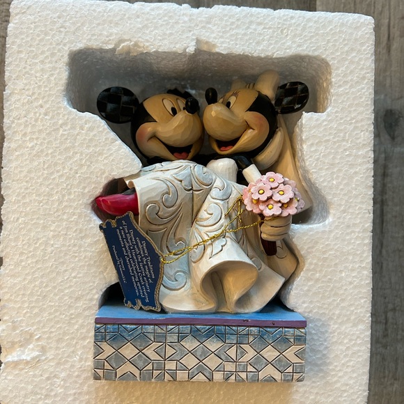 Mickey and Minnie Mouse wedding - Picture 3 of 4